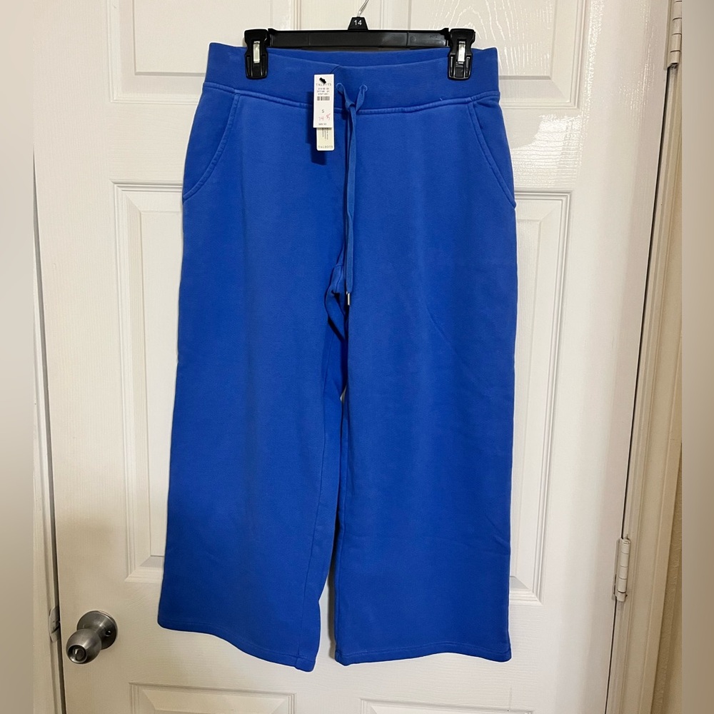 New! NWT Talbots Bright Blue Beach Terry Wide Crop Pants - Picture 2 of 10